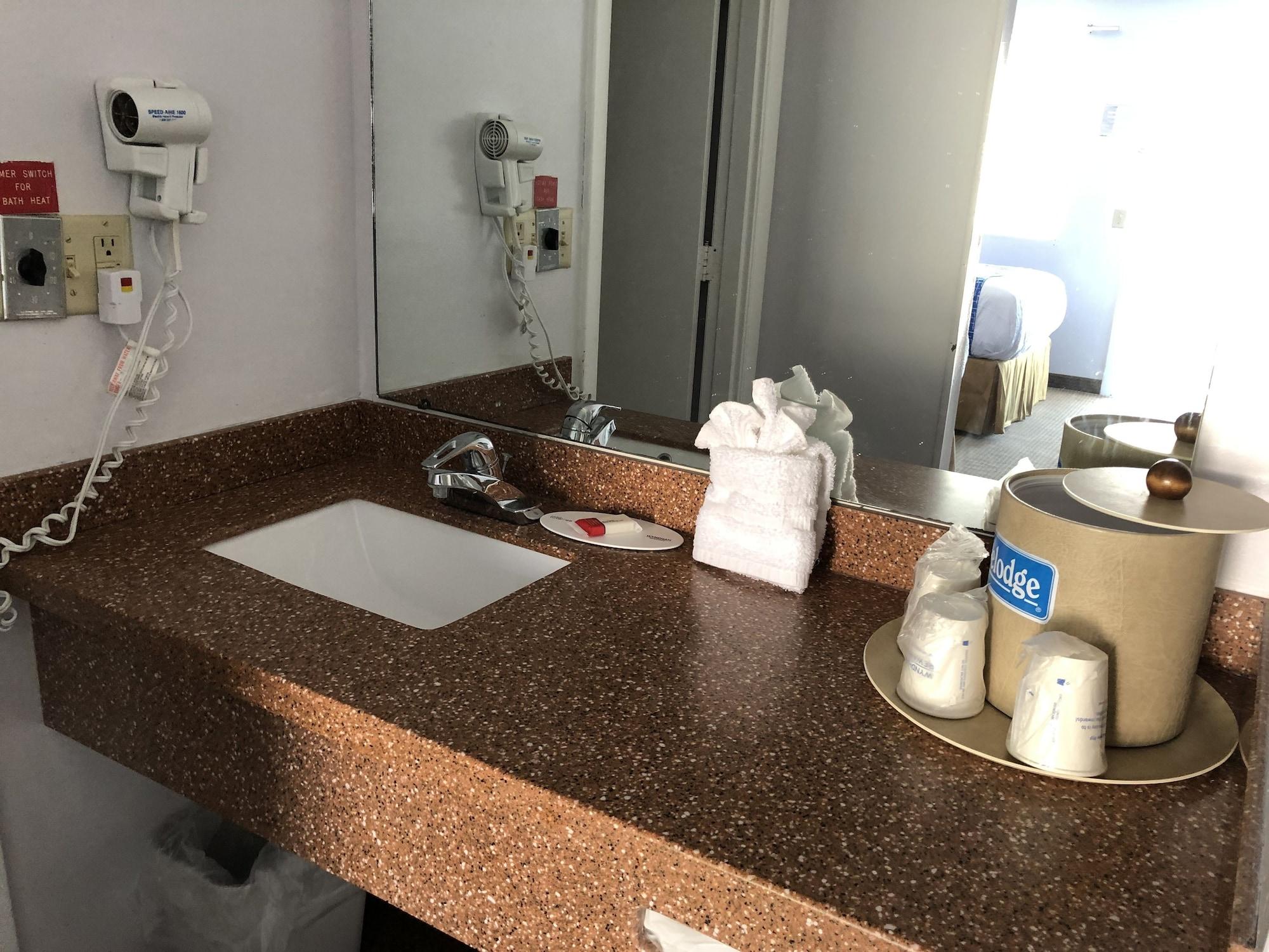 Travelodge By Wyndham Cape Cod Area West Dennis Ngoại thất bức ảnh
