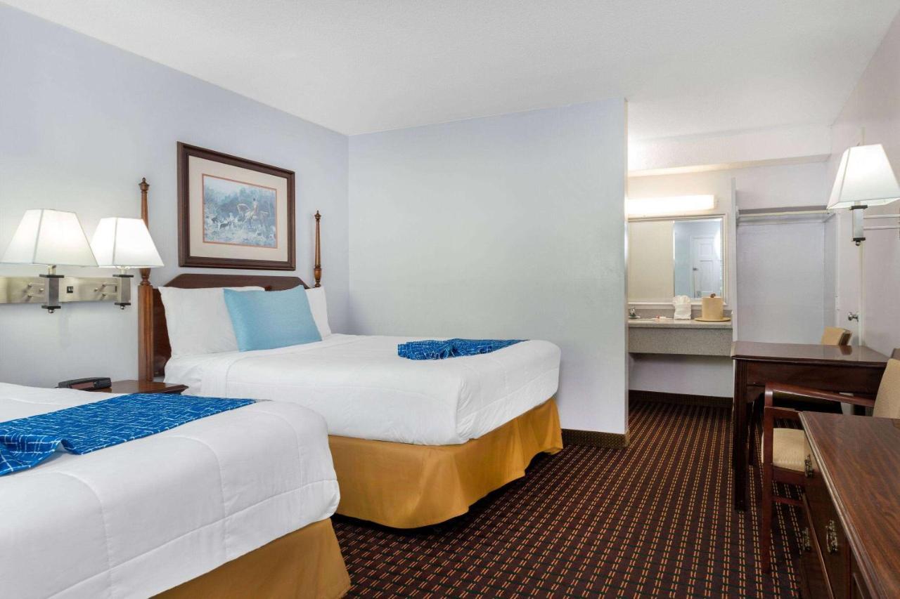 Travelodge By Wyndham Cape Cod Area West Dennis Ngoại thất bức ảnh
