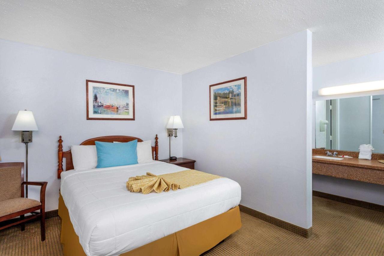 Travelodge By Wyndham Cape Cod Area West Dennis Ngoại thất bức ảnh